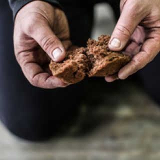 40 anni insieme ai poveri