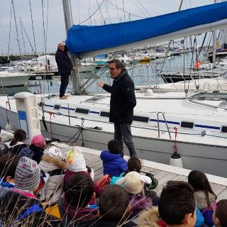 Maestro di vela solidale