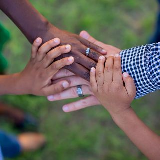 Incontri tra donne native e migranti