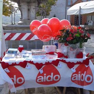 Volontari con Aido