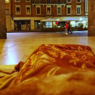 Una casa per i senza dimora
