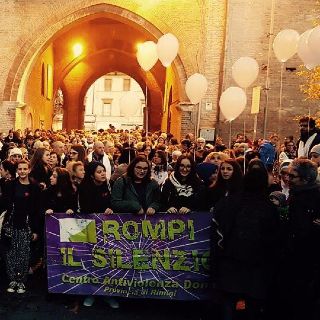 Camminata contro la violenza
