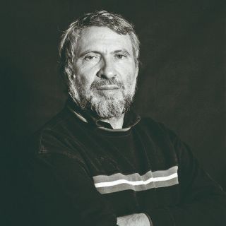 Il maestro coi sandali