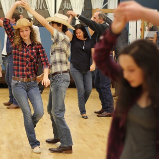 Una goccia – Festa country