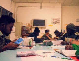 Scuola Madiba cerca volontari