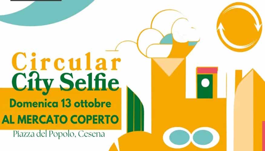 Circular City Selfie