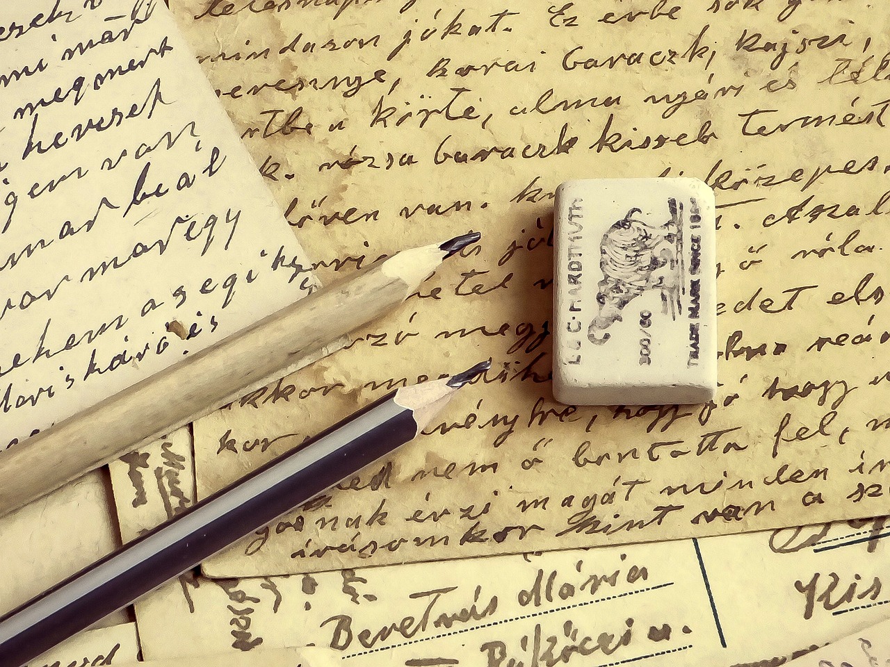 background-1995005_1280 scrittura