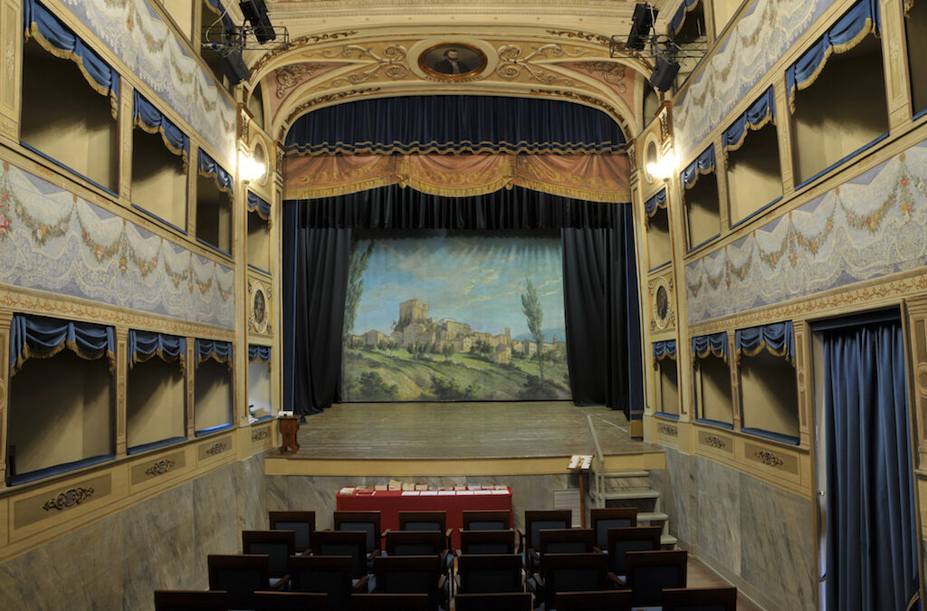 A teatro, ragazzi!