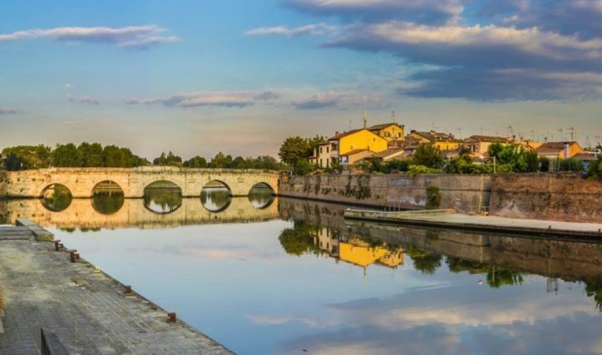 fiume marecchia Fiume marecchia.