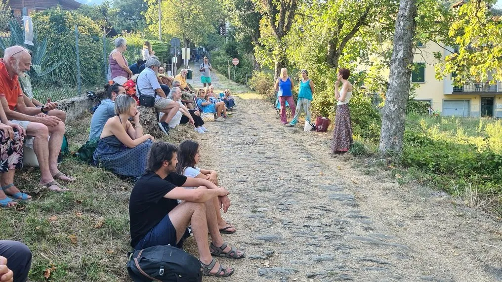 Sconfinamenti. Cambio di passo in comunità vitali